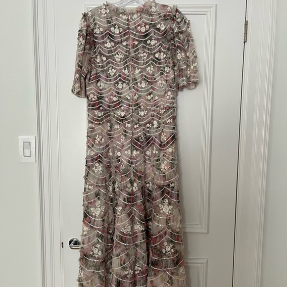 Lunette floral swan ankle gown - Picture 5 of 7